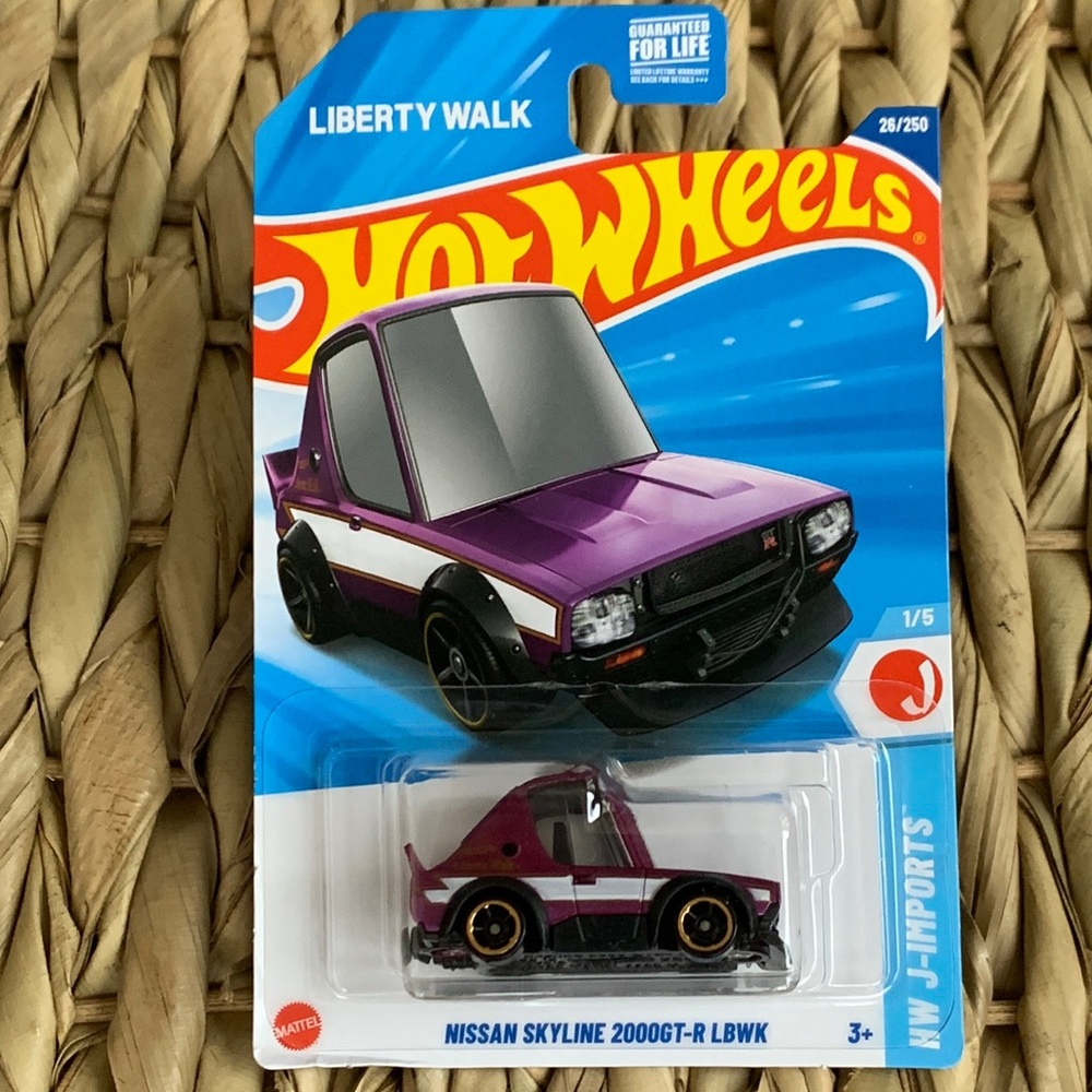 Nissan Skyline 2000GT-R LBWK Tooned Liberty Walk Hot Wheels LibertyWalk 2025 New